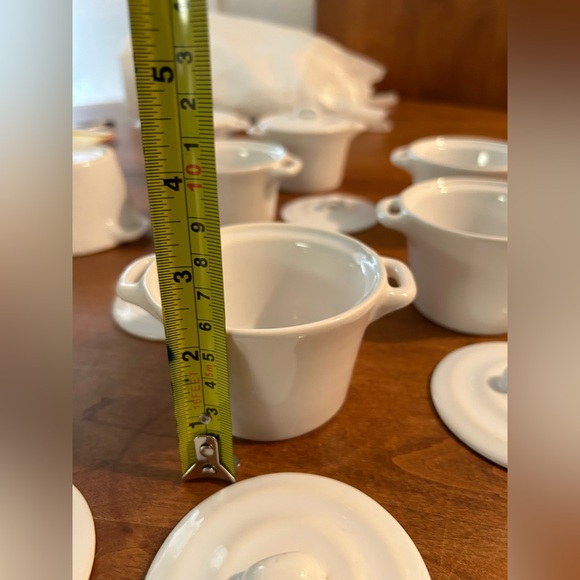 6 (8 2 free) Kennex stoneware covered dishes. (Cocottes) baking/serving 4oz - Picture 10 of 13